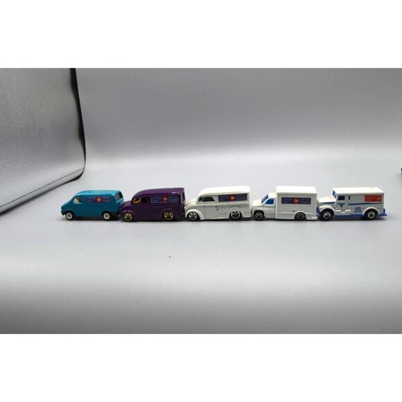 Hot Wheels Matchbox Maisto Siku Maisto Power Panel Van Canada Post Diecast Lot - Picture 4 of 11